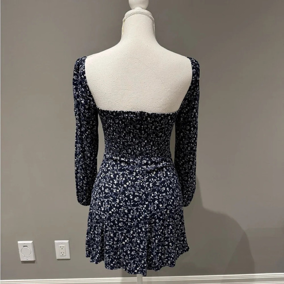 Reformation Mochi Dress Sz 2 - Picture 8 of 10